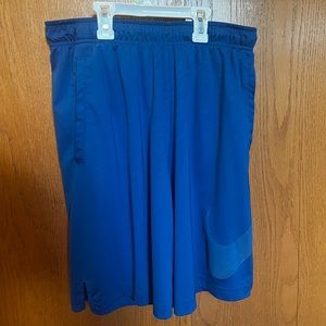 Blue mens size medium Nike shorts